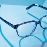 mavi mor desenli gözlük çerçeveleri